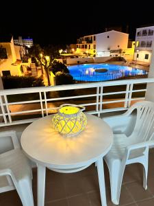 Bazén v ubytování Apartamentos Calan Blanes Park CB APM 2142 ,nº207 nebo v jeho okolí