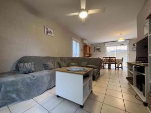 サン・ジョルジュ・ドレロンにあるMaison 4 pièces 6 couchages Saint-Georges d'Oléron SGO000-135のギャラリーの写真