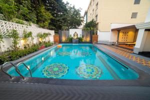 Bazén v ubytování Regency Madurai by GRT Hotels nebo v jeho okolí
