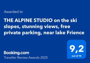 Um certificado, prémio, placa ou documento mostrado em THE ALPINE STUDIO proche du lac Frience, chiens admis, parking privé