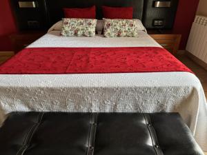 Postel nebo postele na pokoji v ubytování Hotel Guara Inlukā