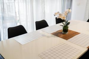 Φωτογραφία από το άλμπουμ του Flex SelfCheckIns 100 - Zagreb - 2 Bedrooms - Parking - Loggia σε Velika Mlaka