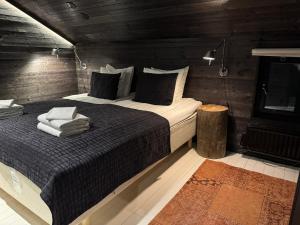 Ένα ή περισσότερα κρεβάτια σε δωμάτιο στο Levi and Sky Luxury Villa