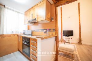 Kuchyň nebo kuchyňský kout v ubytování MyHouseSpain - Renovado y moderno apartamento a 5 minutos de Sol