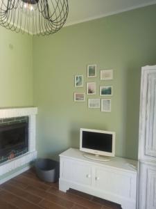 Galeriebild der Unterkunft Talamone Bay Beachfront garden apartment in Fonteblanda