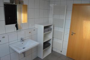 Η κουζίνα ή μικρή κουζίνα στο Ferienwohnung Becker +30 φωτογραφίες