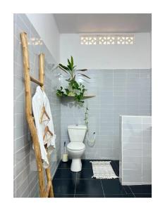 Koupelna v ubytování DivGuestHouse + 17 fotografií