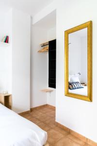 Gallery image of casa feria in Seville +21 photos