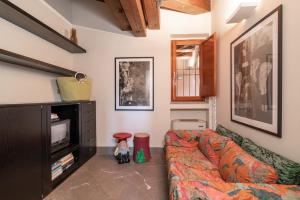 Ένα ή περισσότερα κρεβάτια σε δωμάτιο στο Casa Peler al Benaco - Style, Lake view & Pool +37 φωτογραφίες