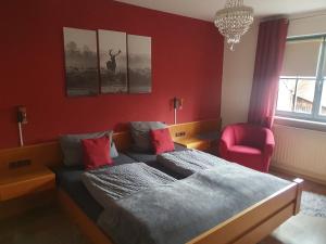 Postel nebo postele na pokoji v ubytování Gasthaus Krone