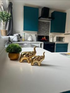 Dapur atau dapur kecil di Spacious Townhouse