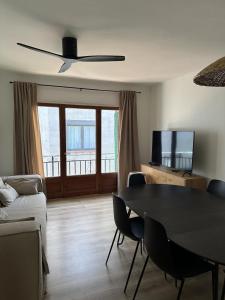 Φωτογραφία από το άλμπουμ του Charming House in the center of Roses σε Roses