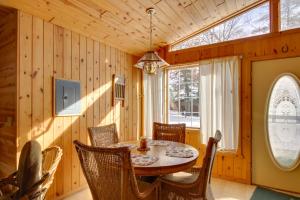 Gambar di galeri bagi Boat Dock and Fire Pit Waterfront Home in Crosslake di Cross Lake