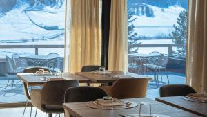 Nhà hàng/khu ăn uống khác tại Paradise Lodge +117 ảnh