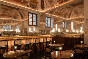 Palazzo Talìa - Small Luxury Hotels of the World 레스토랑 또는 맛집