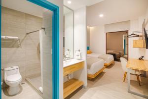 Koupelna v ubytování Smart Hotel