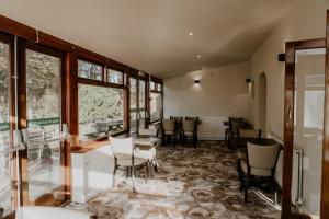 The Prince of Wales Hotel Berkeley, A38 M5的休息区