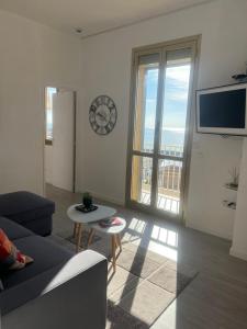 Gallery image of Charmant deux pièces aux portes de Monaco in Cap d'Ail