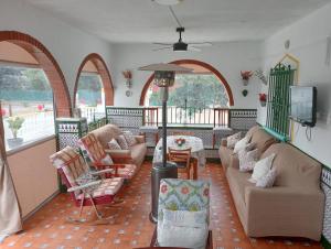 Χώρος καθιστικού στο Alojamiento Rural Villa Rosarito