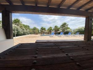 Balkón alebo terasa v ubytovaní Masia Botargo 9 hab 8 baños piscina porche