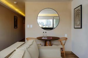 Un lugar para sentarse en Colima 340 by Wynwood House