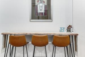 罗斯威尔11 Mi to Marietta Square Modern Apt with Yard!的相册照片