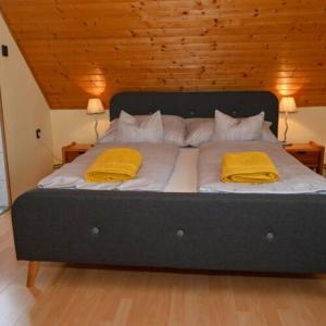 Φωτογραφία από το άλμπουμ του Encian Apartmanház Tihany σε Tihany