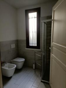 Koupelna v ubytování B&B SAN FRANCESCO Pescara Centro + 37 fotografií