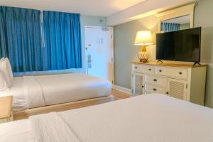 Postel nebo postele na pokoji v ubytování Oceanfront 1BR Suite! Perfect For 8 Guests!- Pinnacle Tower 1456