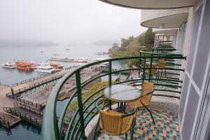 En balkon eller terrasse på Shui Sha Lian Hotel
