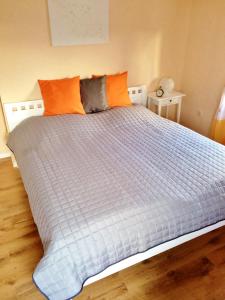 Postel nebo postele na pokoji v ubytování Ferienwohnung Erhol Dich Gut