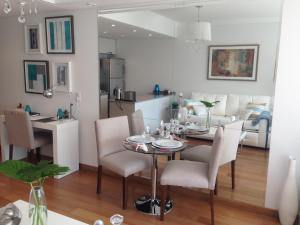 Et opholdsområde på Luxury Apartment Recoleta with flexible Chek in or Check out