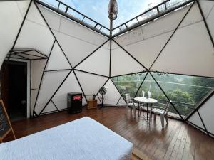 Ένα ή περισσότερα κρεβάτια σε δωμάτιο στο Criss Glamping
