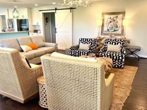 Posezení v ubytování 2420 Seabrook Island Rd