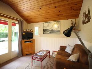 Gallery image of Pavillon calme avec jardin clos, animaux admis, parking, à 2 km du centre de La Bourboule - FR-1-415-156 in La Bourboule