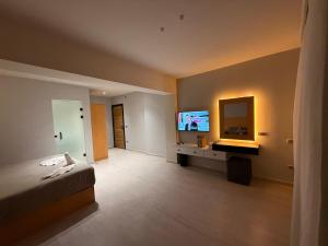 TV o dispositivi per l'intrattenimento presso NUT Pyramids Hotel