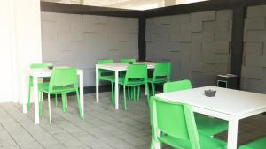 Foto de la galeria de VNC Alam Sutera Hotel Powered by Archipelago a Dongkal