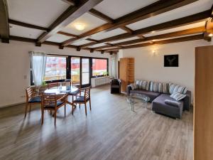 Posezení v ubytování Hotel Bayerischer Wald HFVI