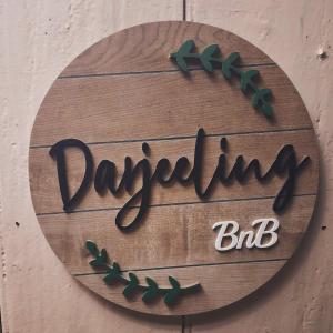 Certifikát, hodnocení, plakát nebo jiný dokument vystavený v ubytování Darjeeling BnB + 3 fotografie