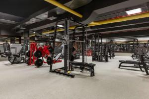Fitness centrum a/nebo fitness zařízení v ubytování DoubleTree by Hilton Lima Miraflores El Pardo