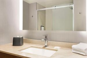 Koupelna v ubytování Hyatt Place Columbus Polaris