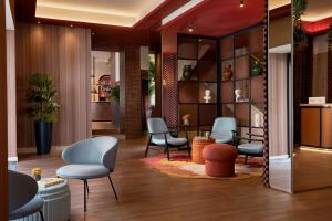 The Spring House Hotel Rome Vatican, Tapestry Collection Hilton的休息区
