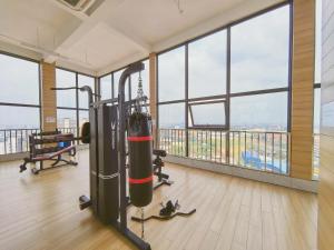 Fitness centrum a/nebo fitness zařízení v ubytování Amanda Hotel堆谷里酒店
