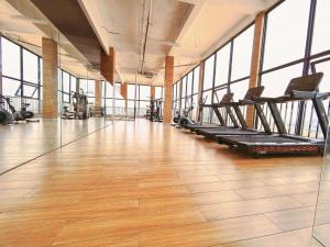 Fitness centrum a/nebo fitness zařízení v ubytování Amanda Hotel堆谷里酒店