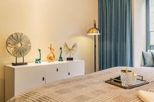 Chengdu Yunxi Luxury High-end Suite Apartment Hotel房間的床