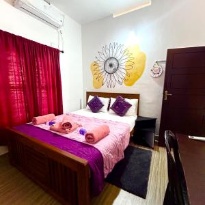 Postel nebo postele na pokoji v ubytování Cozy Nest