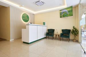Kuchyň nebo kuchyňský kout v ubytování Fast Hotel Setapak Near Tunku Abdul Rahman UMT KL