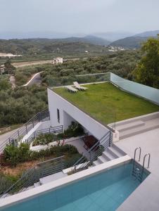 Πισίνα στο ή κοντά στο Silver Cozy Getaway - 3 Pearls Pool Retreat