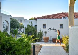 Hóspedes ficando em Malena Hotel & Suites - Adults Only by Omilos Hotels