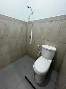 Ένα μπάνιο στο Cencen Guesthouse +5 φωτογραφίες